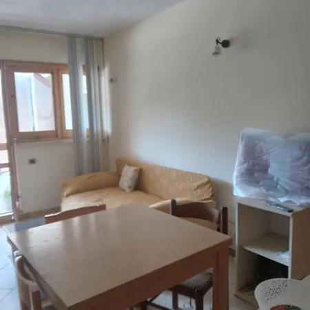 Su Due Livelli, 2 Da Letto E Camino *